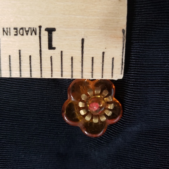 Flower earrings - Picture 2 of 4